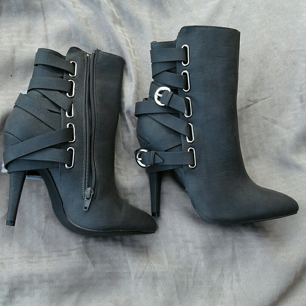 Womens Gray Boots